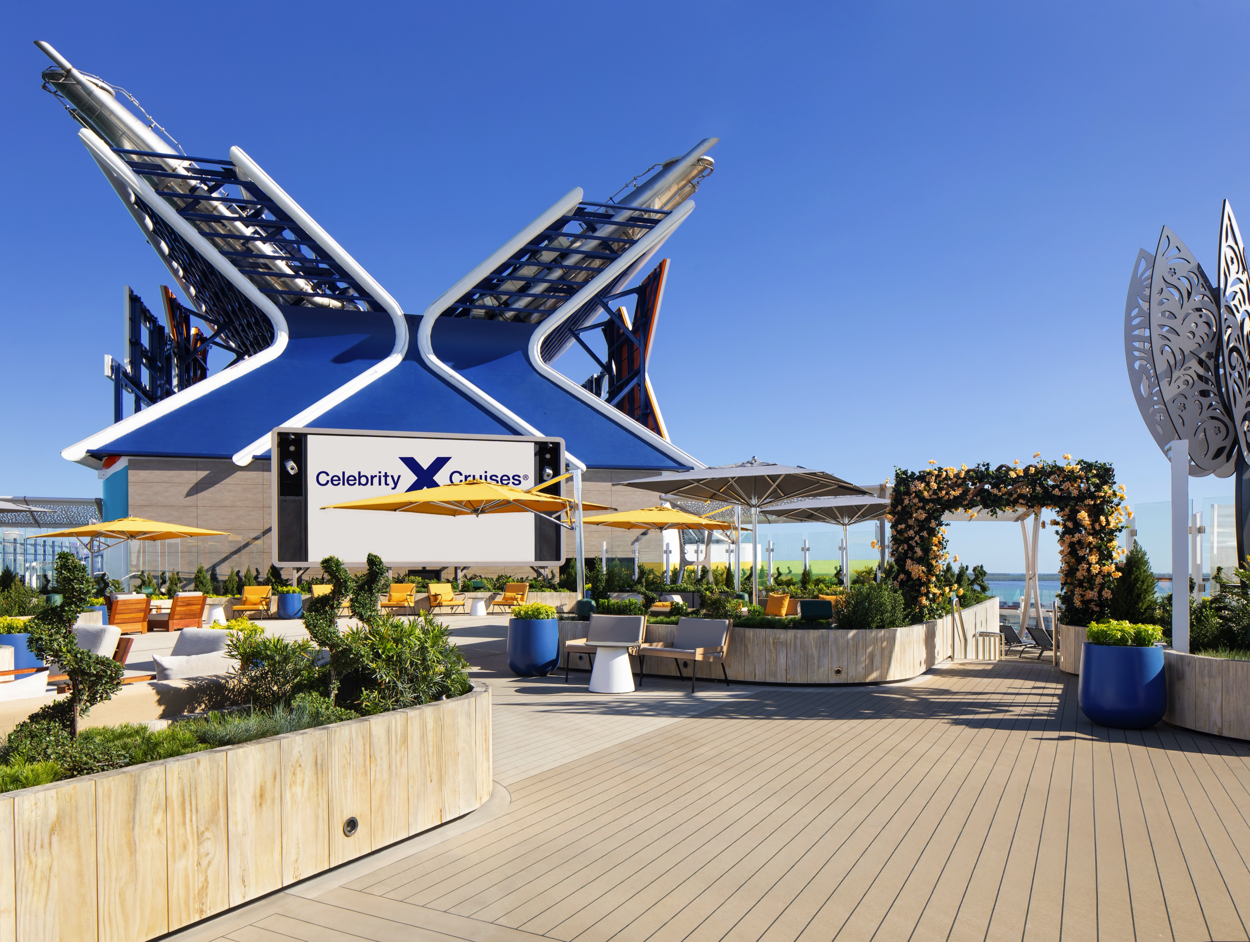 Celebrity Xcel Rooftop Garden ©Celebrity Cruises.jpg